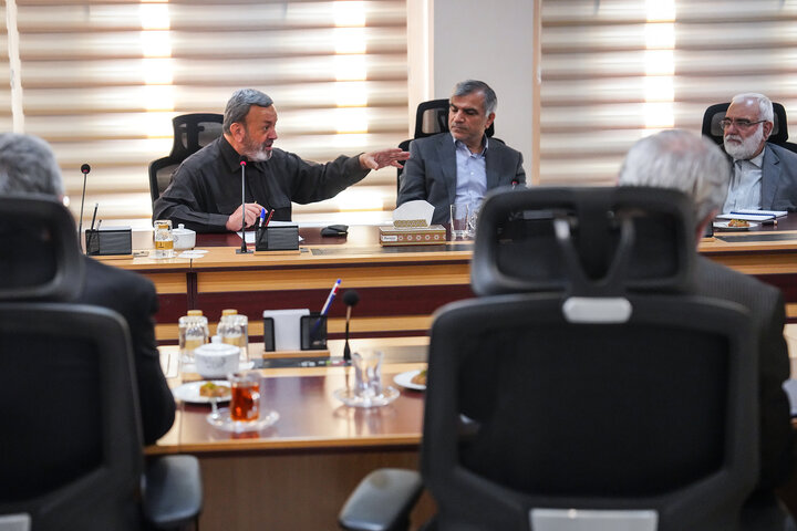 جلسه روسای نهادهای انقلاب اسلامی به میزبانی ستاد اجرایی فرمان امام