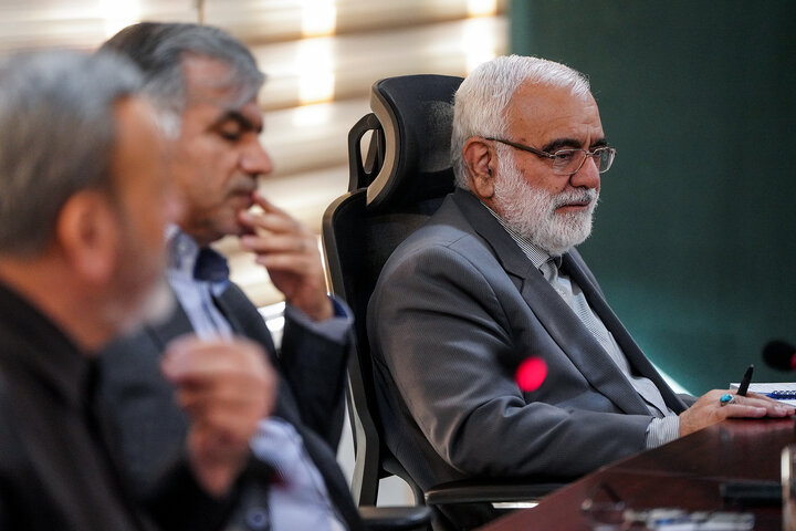 جلسه روسای نهادهای انقلاب اسلامی به میزبانی ستاد اجرایی فرمان امام