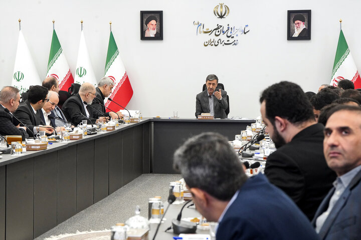 نشست تخصصی مدیران گروه سلامت و دارویی برکت