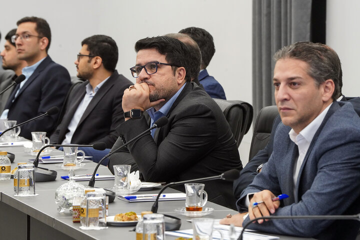 نشست تخصصی مدیران گروه سلامت و دارویی برکت