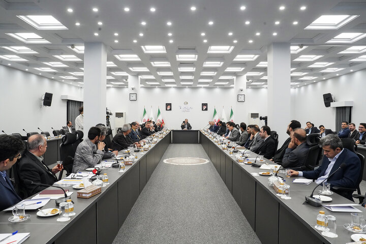 نشست تخصصی مدیران گروه سلامت و دارویی برکت