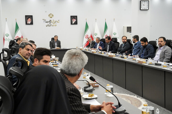 نشست تخصصی مدیران گروه سلامت و دارویی برکت