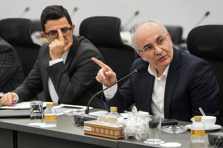 نشست تخصصی مدیران گروه سلامت و دارویی برکت