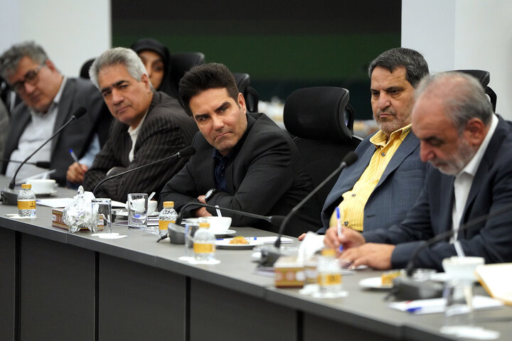 نشست تخصصی مدیران گروه سلامت و دارویی برکت