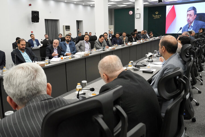 نشست تخصصی مدیران گروه سلامت و دارویی برکت