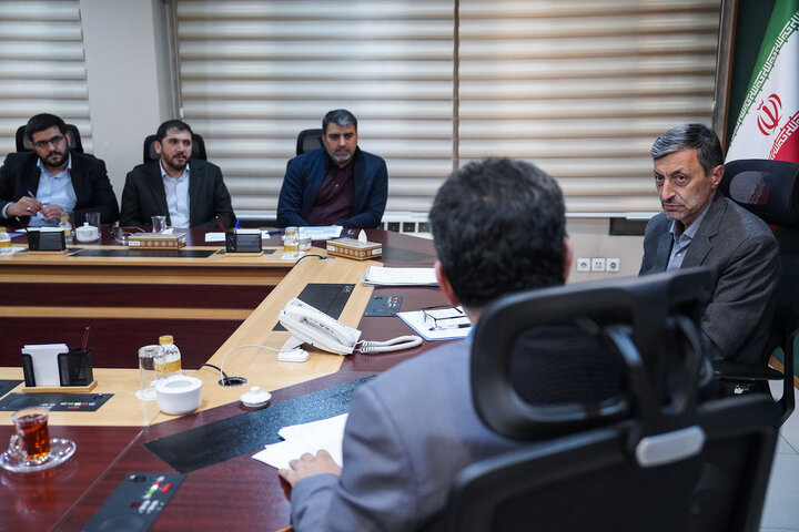 دیدار تعدادی از نمایندگان مجلس با رئیس ستاد اجرایی فرمان امام