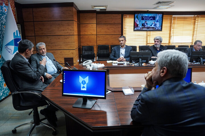 دیدار رئیس ستاد اجرایی فرمان امام با رئیس جدید دانشگاه آزاد