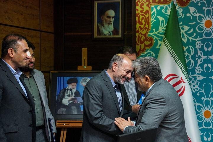 دیدار رئیس ستاد اجرایی فرمان امام با رئیس جدید دانشگاه آزاد