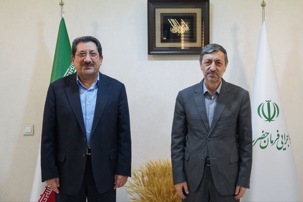 قاب/ دیدار وزیر صمت با رئیس ستاد اجرایی فرمان امام