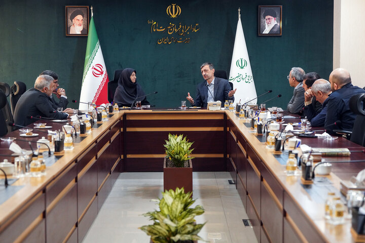 دیدار رئیس سازمان محیط زیست با رئیس ستاد اجرایی فرمان امام