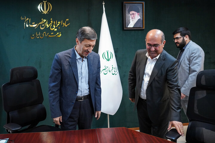 دیدار غلامرضا دهقان ناصرآبادی نماینده مردم کازرون در مجلس شورای اسلامی با رئیس ستاد اجرایی فرمان امام