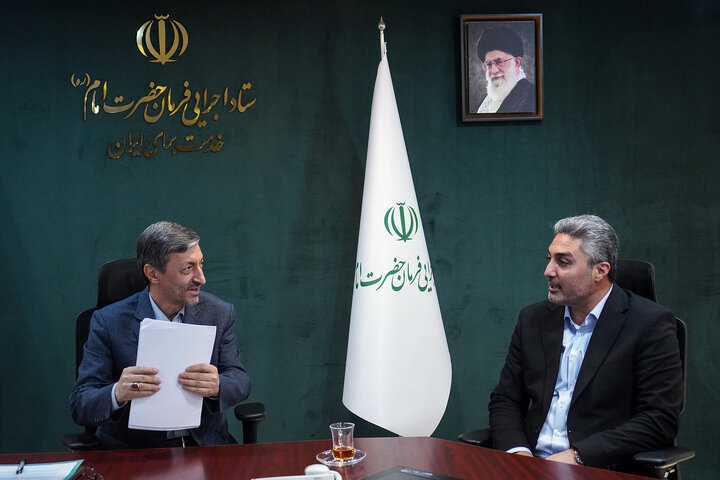 دیدار حاکم ممکان نماینده مردم ارومیه در مجلس شورای اسلامی با رئیس ستاد اجرایی فرمان امام