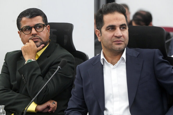 نشست تخصصی مدیران سازمان اموال و املاکِ ستاد اجرایی فرمان امام