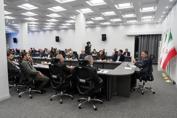 نشست تخصصی مدیران سازمان اموال و املاکِ ستاد اجرایی فرمان امام