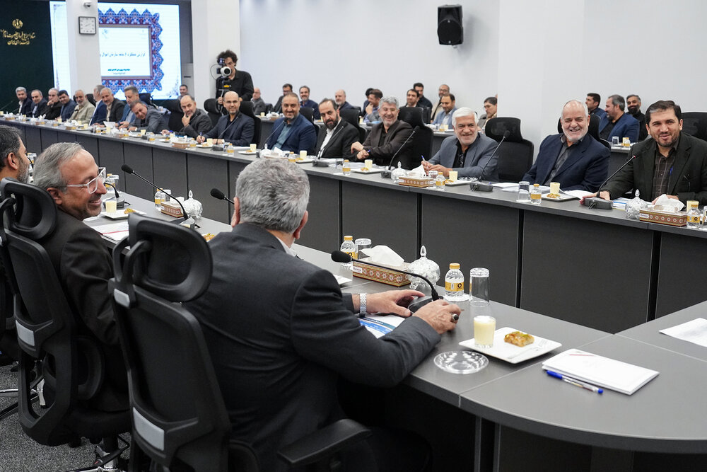 ویدئو/ نشست تخصصی مدیران سازمان اموال و املاک ستاد اجرایی فرمان امام