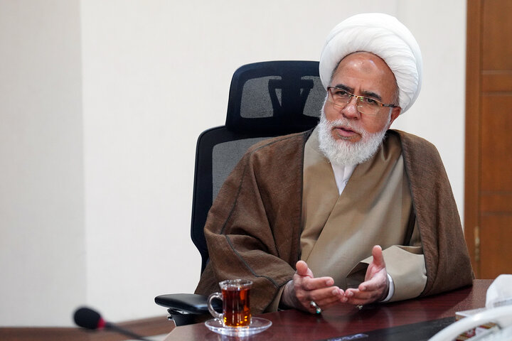 حجت الاسلام حبیب‌الله غفوری امام جمعه و نماینده ولی فقیه در استان کرمانشاه 