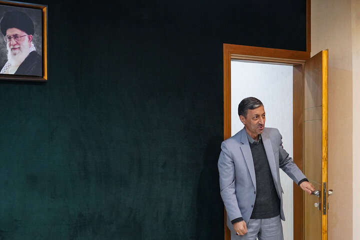 جلسه بررسی عملکرد اداره کل بازرسی و رسیدگی به شکایات ستاد اجرایی فرمان امام