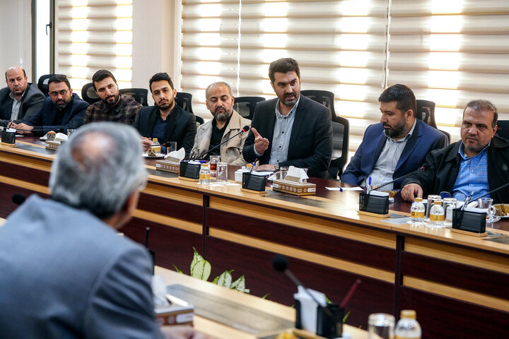 جلسه بررسی عملکرد اداره کل بازرسی و رسیدگی به شکایات ستاد اجرایی فرمان امام