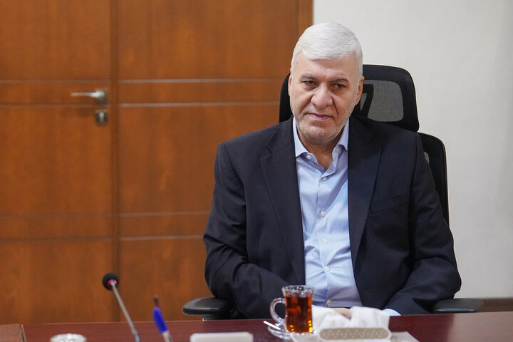 دیدار وزیر ارتباطات و فناوری اطلاعات با رئیس ستاد اجرایی فرمان امام