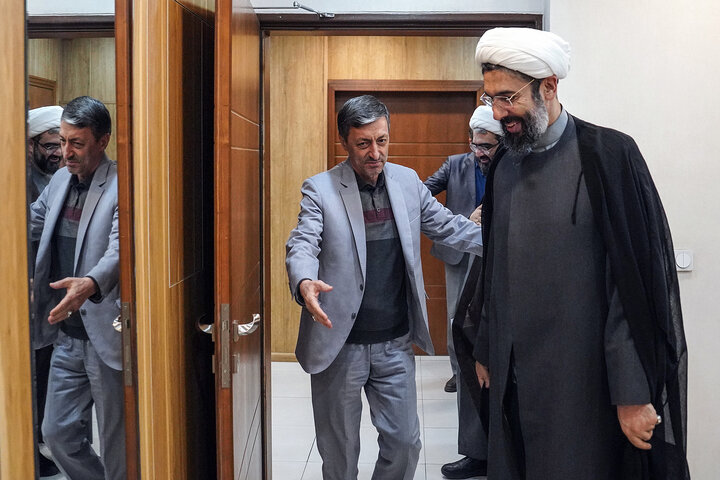 دیدار رئیس نهاد نمایندگی رهبری در دانشگاه‌ها با رئیس ستاد اجرایی فرمان امام