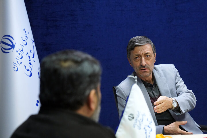 دیدار رئیس ستاد اجرایی فرمان امام با دبیر ستاد ملی جمعیت