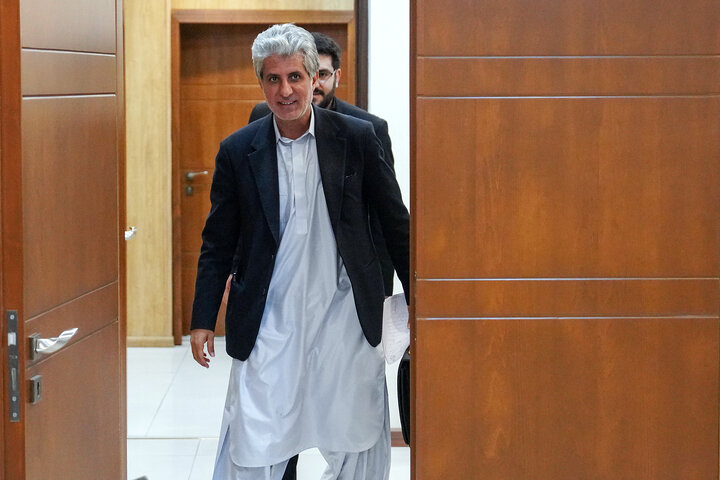 محمد انور بجارزهی نماینده مردم چابهار و نیکشهر در مجلس شورای اسلامی