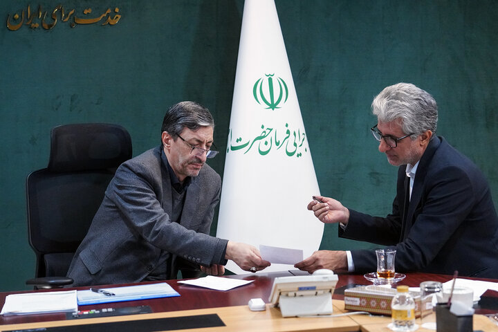 دیدار محمد انور بجارزهی نماینده مردم چابهار و نیکشهر در مجلس شورای اسلامی با رئیس ستاد اجرایی فرمان امام