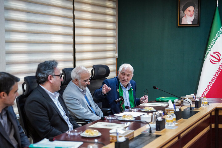 دیدار رئیس هیئت امنای ستاد دیه کشور با رئیس ستاد اجرایی فرمان امام