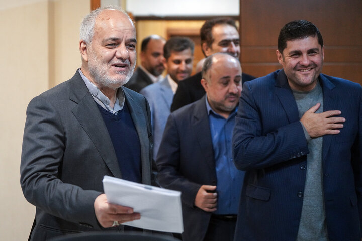 جلسه بررسی عملکرد معاونت حقوقی ستاد اجرایی فرمان امام