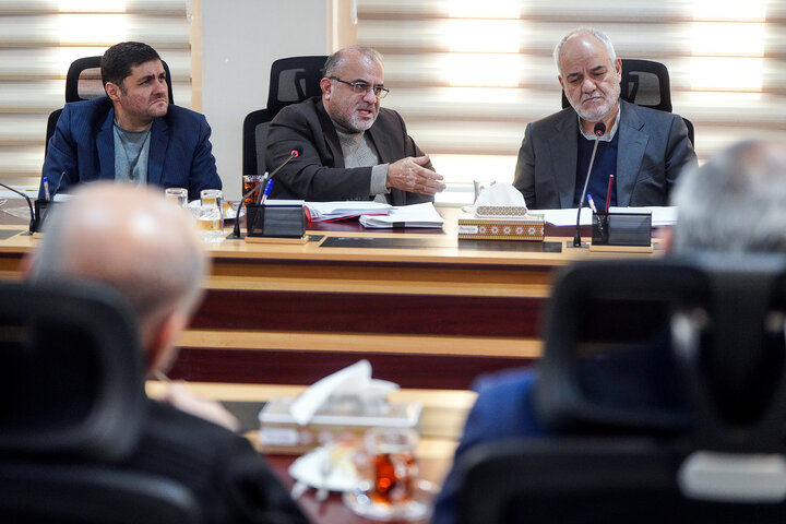 جلسه بررسی عملکرد معاونت حقوقی ستاد اجرایی فرمان امام