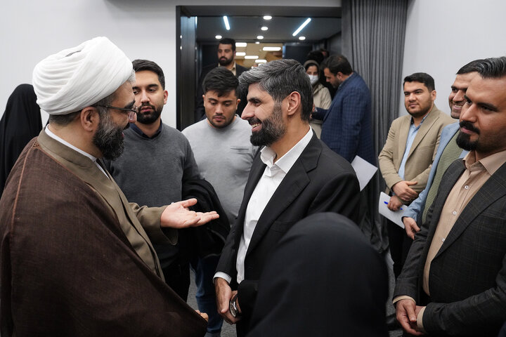 دیدار جمعی از نخبگان علمی و دانشگاهی با رئیس ستاد اجرایی فرمان امام