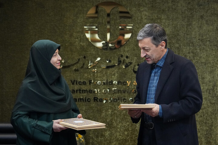 امضای تفاهم‌نامه همکاری میان ستاد اجرایی فرمان امام و سازمان حفاظت محیط زیست