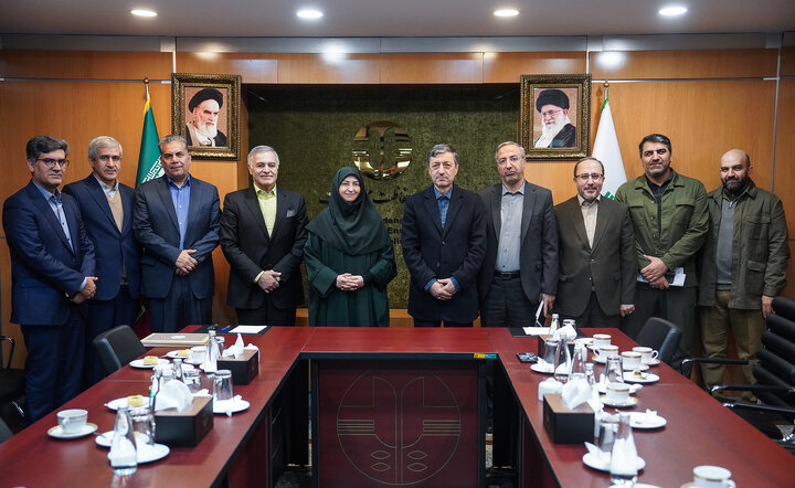 امضای تفاهم‌نامه همکاری میان ستاد اجرایی فرمان امام و سازمان حفاظت محیط زیست