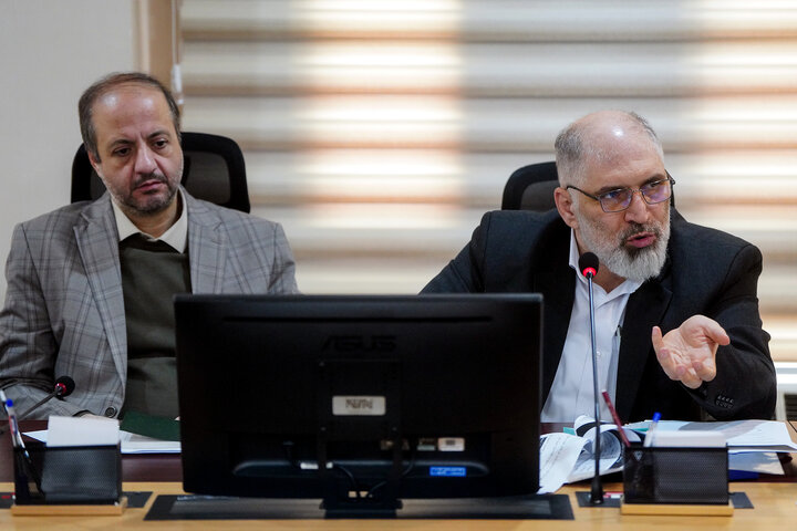 بررسی عملکرد ۹ ماهه گروه سلامت و دارویی برکت با حضور رئیس ستاد اجرایی فرمان امام