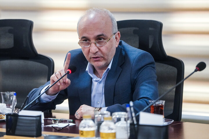 بررسی عملکرد ۹ ماهه گروه سلامت و دارویی برکت با حضور رئیس ستاد اجرایی فرمان امام