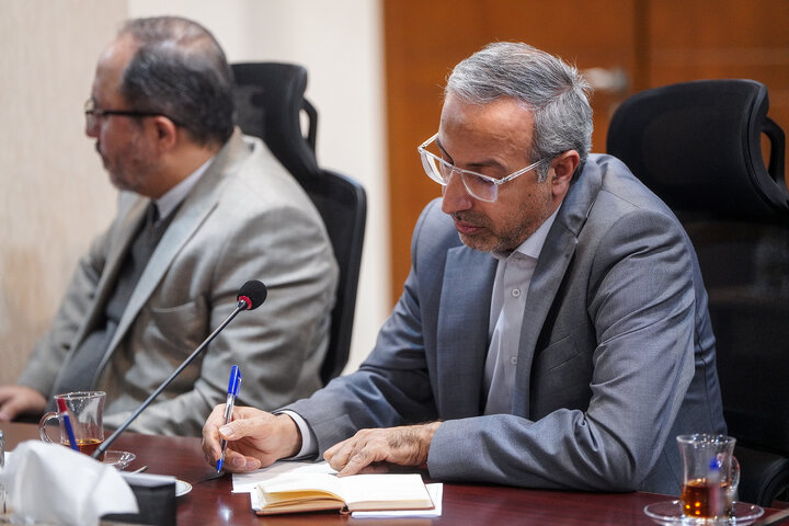 بررسی عملکرد ۹ ماهه گروه سلامت و دارویی برکت با حضور رئیس ستاد اجرایی فرمان امام