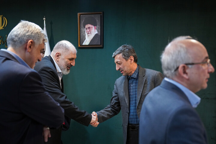 بررسی عملکرد ۹ ماهه گروه سلامت و دارویی برکت با حضور رئیس ستاد اجرایی فرمان امام