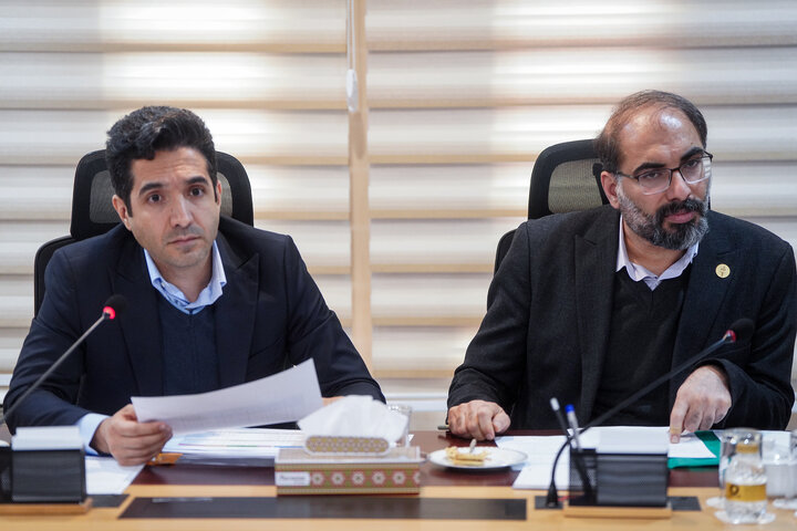 بررسی پروژه‌های جاری گروه توسعه انرژی تدبیر با حضور رئیس ستاد اجرایی فرمان امام