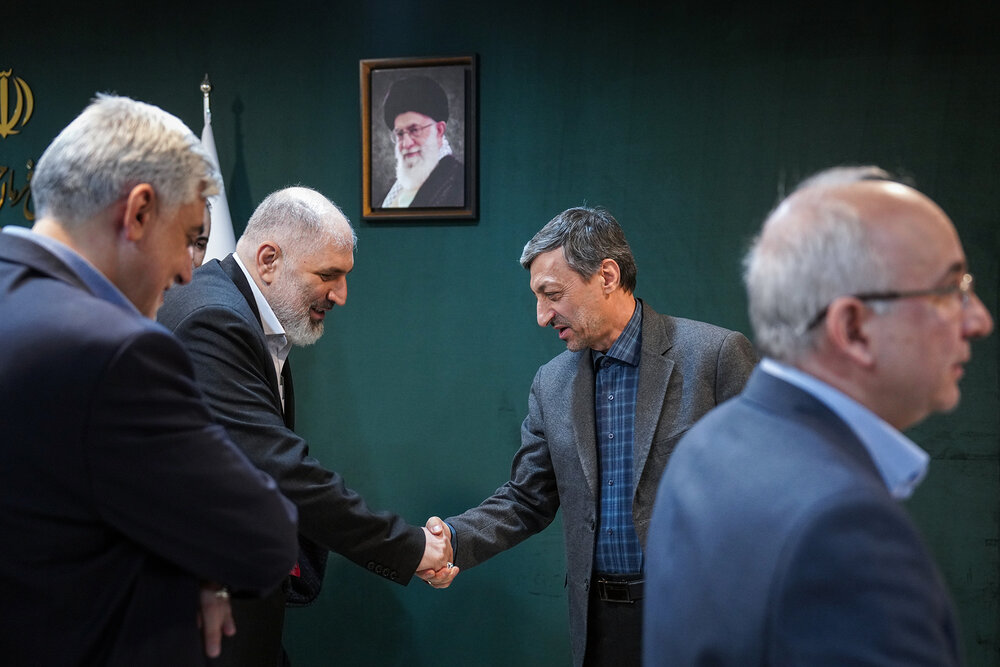 بررسی عملکرد ۹ ماهه گروه سلامت و دارویی برکت با حضور رئیس ستاد اجرایی فرمان امام