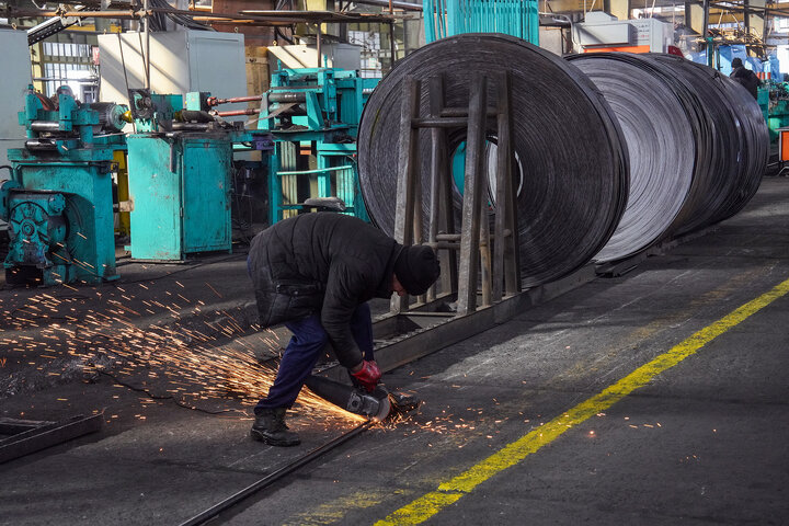 بازدید فتاح از سپنتای مرند/ تولد دوباره کارخانه‌ای که با موشک‌های رژیم صهیونی تخریب شد