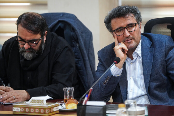 بررسی طرح‌های جهش تولید در محصولات کشاورزی و دامی با حضور رئیس ستاد اجرایی فرمان امام
