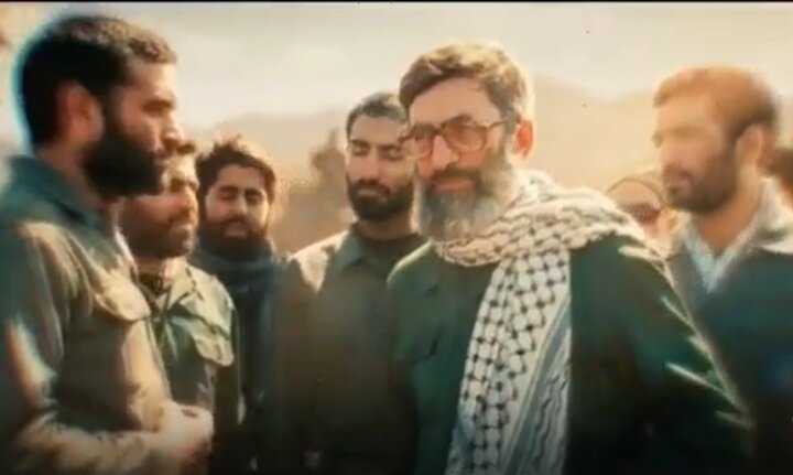 برنامه تلویزیونی «رهنما» روایت تحلیلی آرا و اندیشه‌های امام شهید، با حضور سید پرویز فتاح رئیس ستاد اجرایی فرمان امام