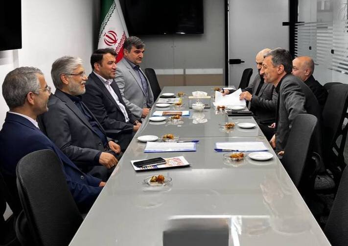 دیدار وزیر علوم با رئیس ستاد اجرایی فرمان امام