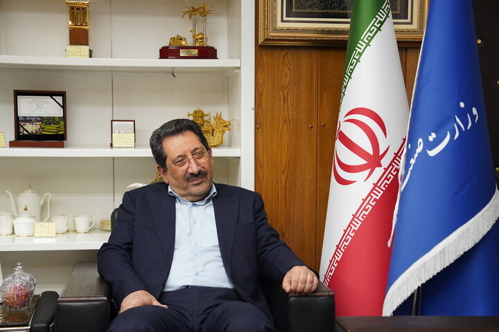 دیدار رئیس ستاد اجرایی فرمان امام با وزیر صمت