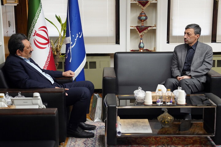 دیدار رئیس ستاد اجرایی فرمان امام با وزیر صمت