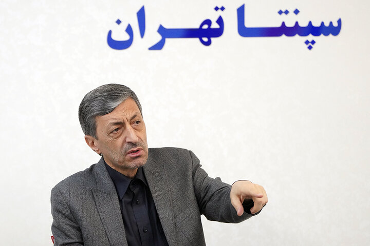 بازدید فتاح از کارخانه لوله و پروفیل سپنتای تهران