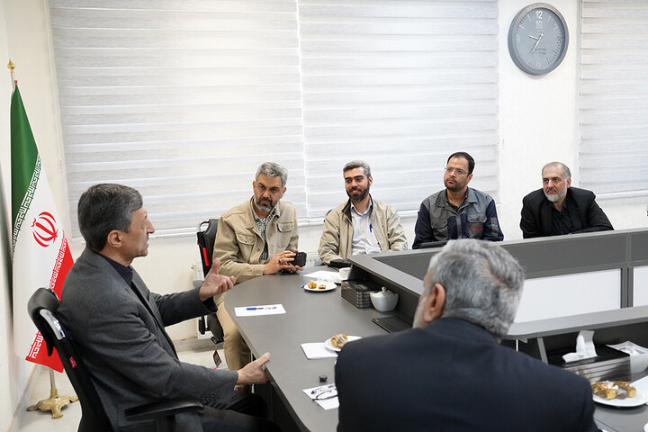 بازدید فتاح از کارخانه لوله و پروفیل سپنتای تهران