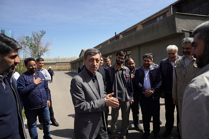 بازدید فتاح از کارخانه لوله و پروفیل سپنتای تهران