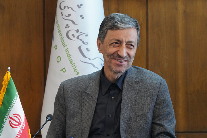 دیدار رئیس ستاد اجرایی فرمان امام با مدیرعامل گروه صنایع پتروشیمی خلیج فارس 