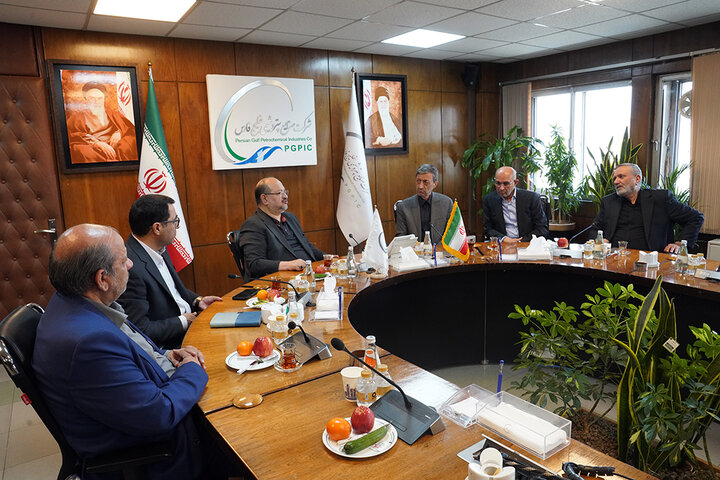 دیدار رئیس ستاد اجرایی فرمان امام با مدیرعامل گروه صنایع پتروشیمی خلیج فارس 